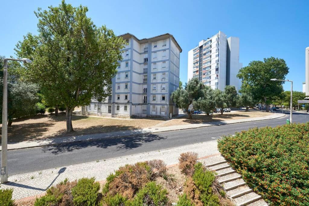 Sofimar Lisbon Airport Apartment Exterior photo