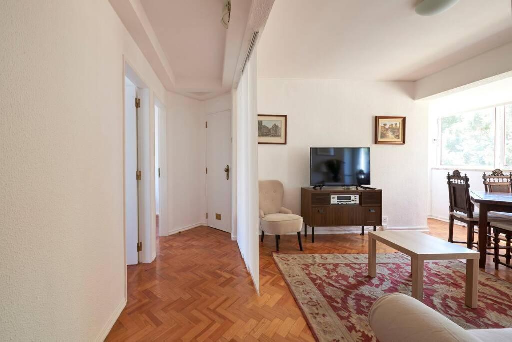 Sofimar Lisbon Airport Apartment Exterior photo
